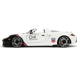 2005 Porsche Carrera - Chevron 1:24 Scale Diecast Model Car by Jada Toys