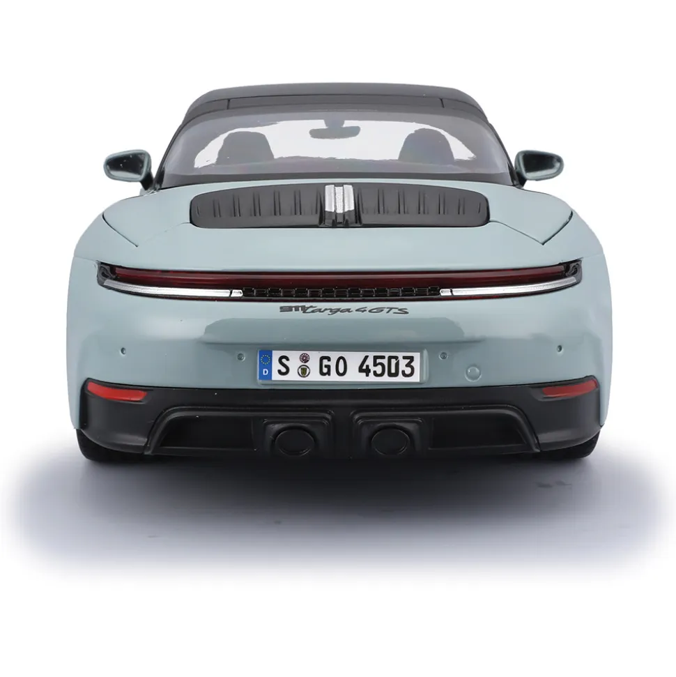 2025 Porsche 911 Carrera GTS (Hybrid) - Green 1:18 Scale Diecast Model Car by Maisto