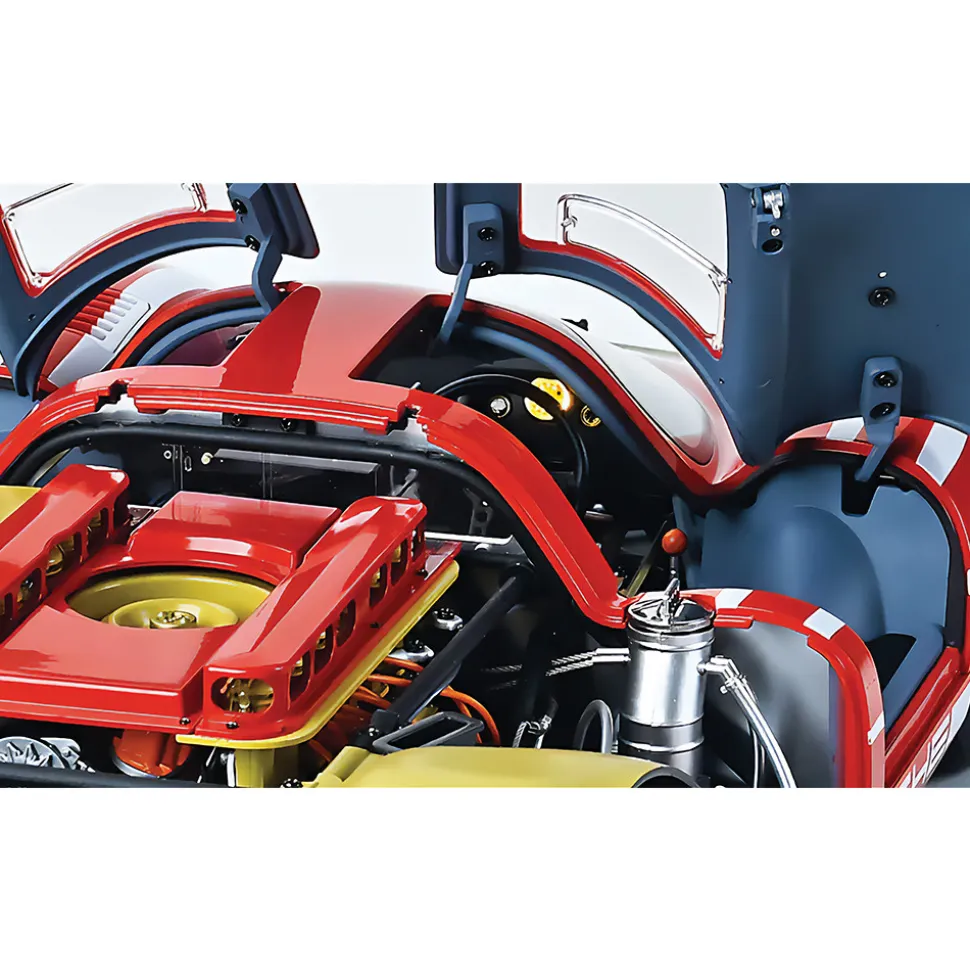 Porsche 917K - Red 1:8 Scale Diecast Model Car by IXO Models