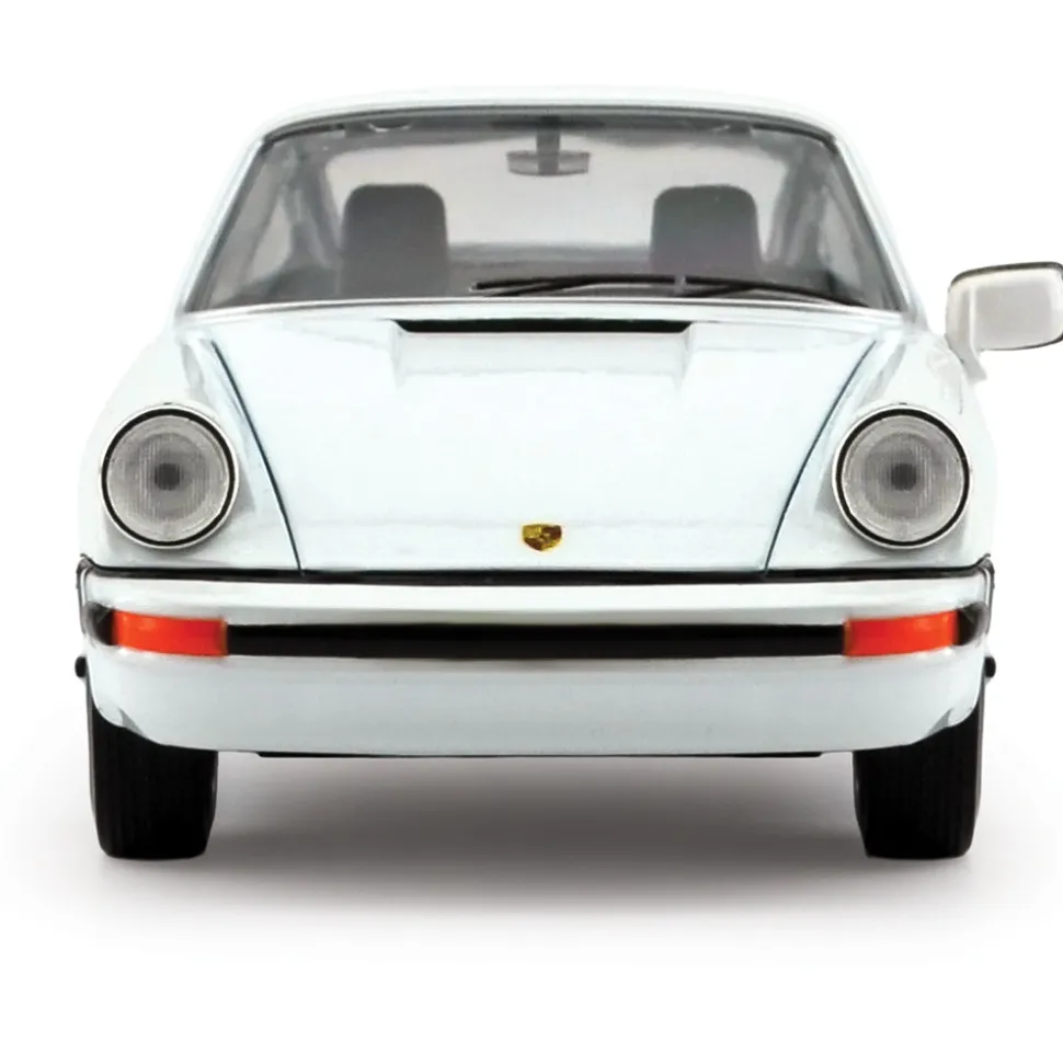 1978 Porsche 911 SC - White 1:24 Scale Diecast Model Car by Motormax