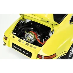 Porsche 911 - Yellow 1:8 Scale Diecast Model Car by IXO Models