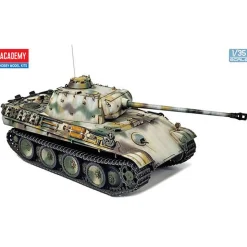 Pz.Kpfw.V Panther Ausf.G 1/35 Kit Academy (13529) 1:35 scale Plastic by Academy