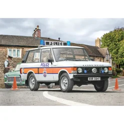 Range Rover Police 1/24 Kit Italeri (93661) 1:24 scale Plastic by Italeri