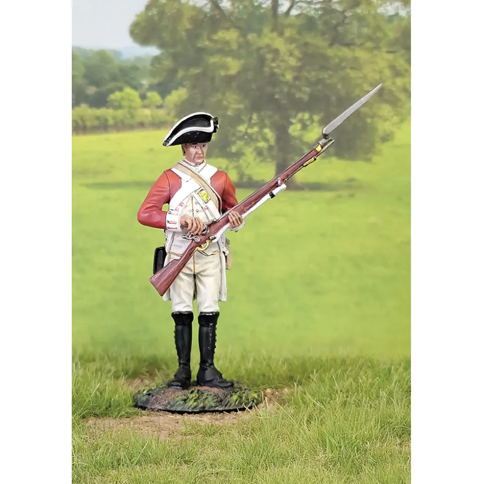 43rd Regiment of Foot, Priming Musket, 1780 1/30 Figure William Britain (16214) 1:30 scale by William Britain