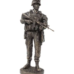 Rifleman Figurine Pacific Trading (Y8089) Polyresin by PACIFIC TRADING