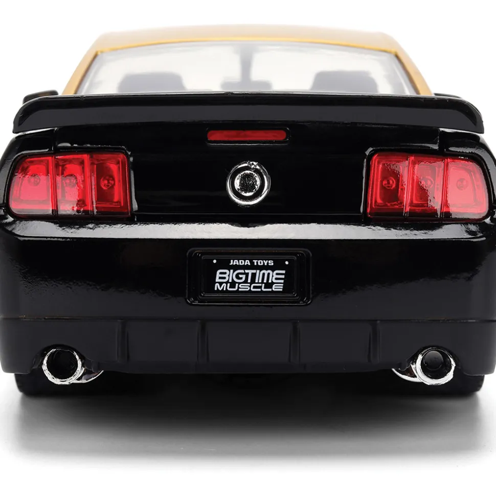 2008 Shelby Mustang G.T. 500KR - Gold Cobra 1:24 Scale Diecast Model Car by Jada Toys