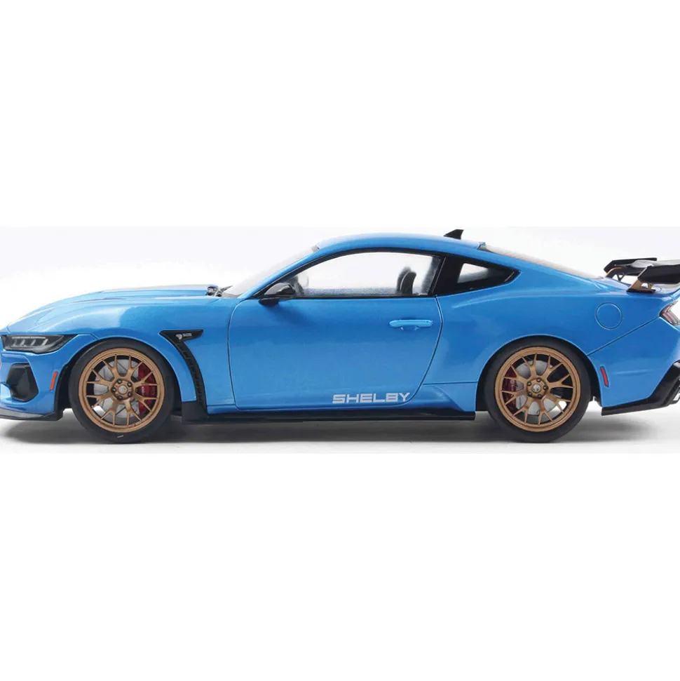 2025 Shelby Mustang Super Snake - Grabber Blue 1:18 Scale Diecast Model Car by Solido