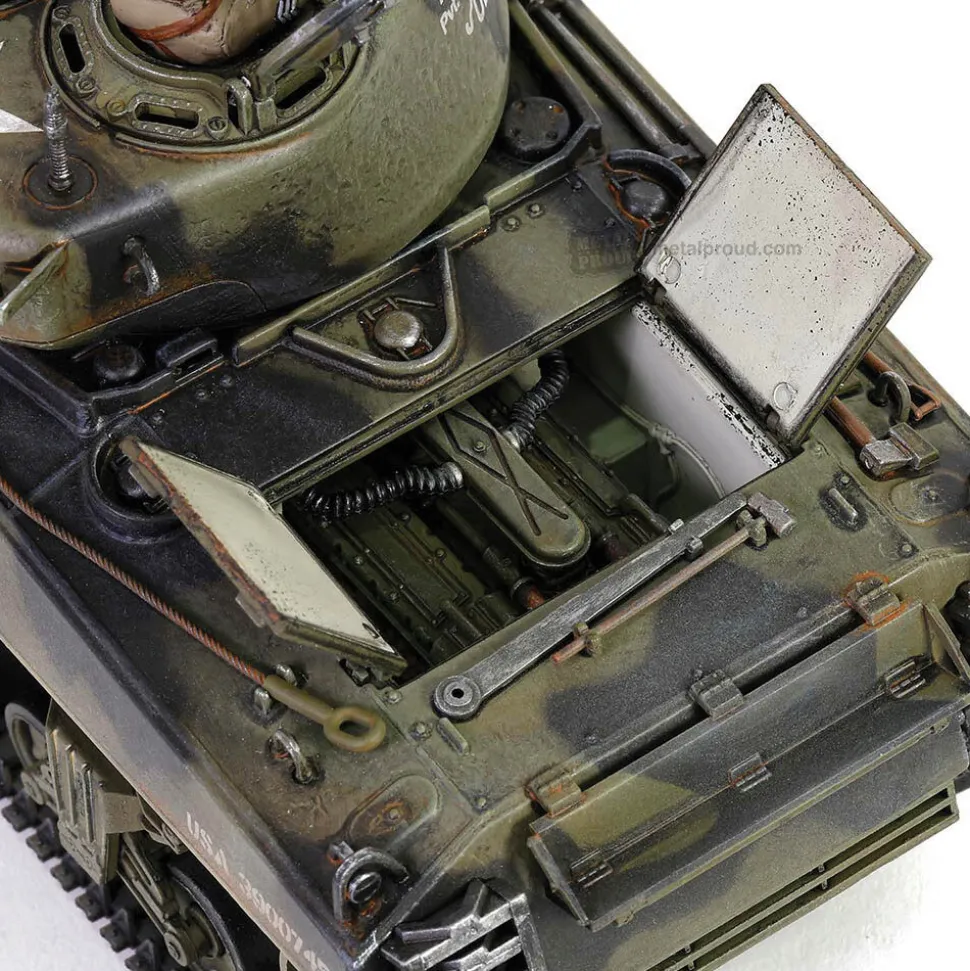 Sherman M4A3 (76), VVSS 1/32 Die Cast Model, Black Panthers, 761st Tank Battalion 1:32 scale Metal by Forces of Valor