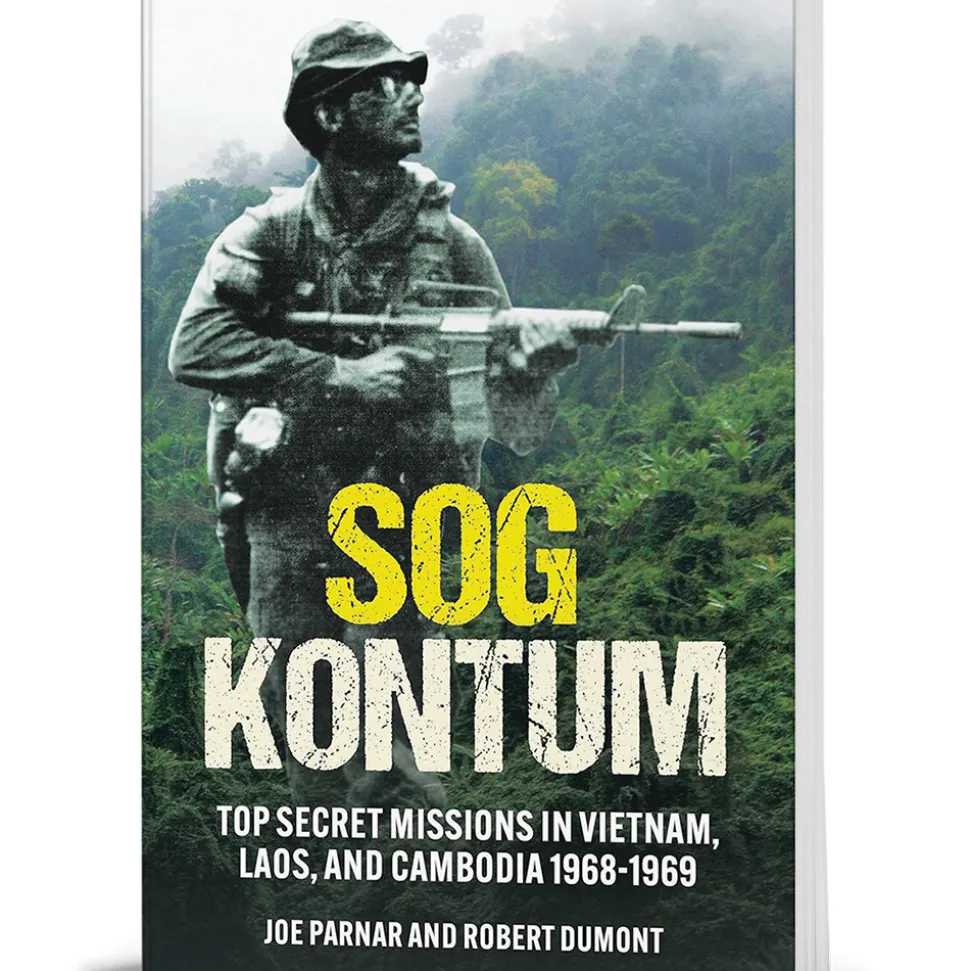 SOG Kontum Casemate (9781636245355) Softcover by Casemate
