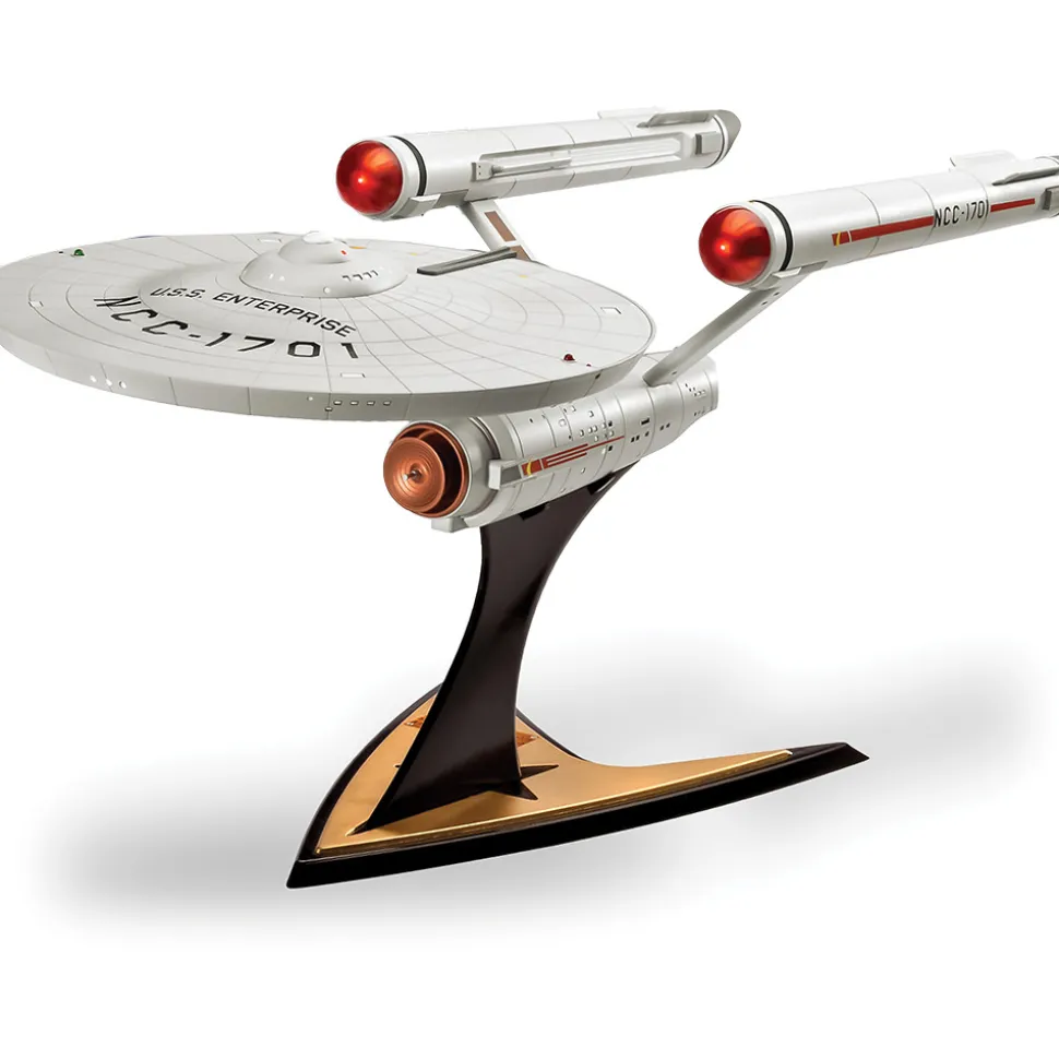 STAR TREK U.S.S. ENTERPRISE NCC-1701 - STRANGE NEW WORLDS 1:600 Scale Plastic Model Kit by Revell