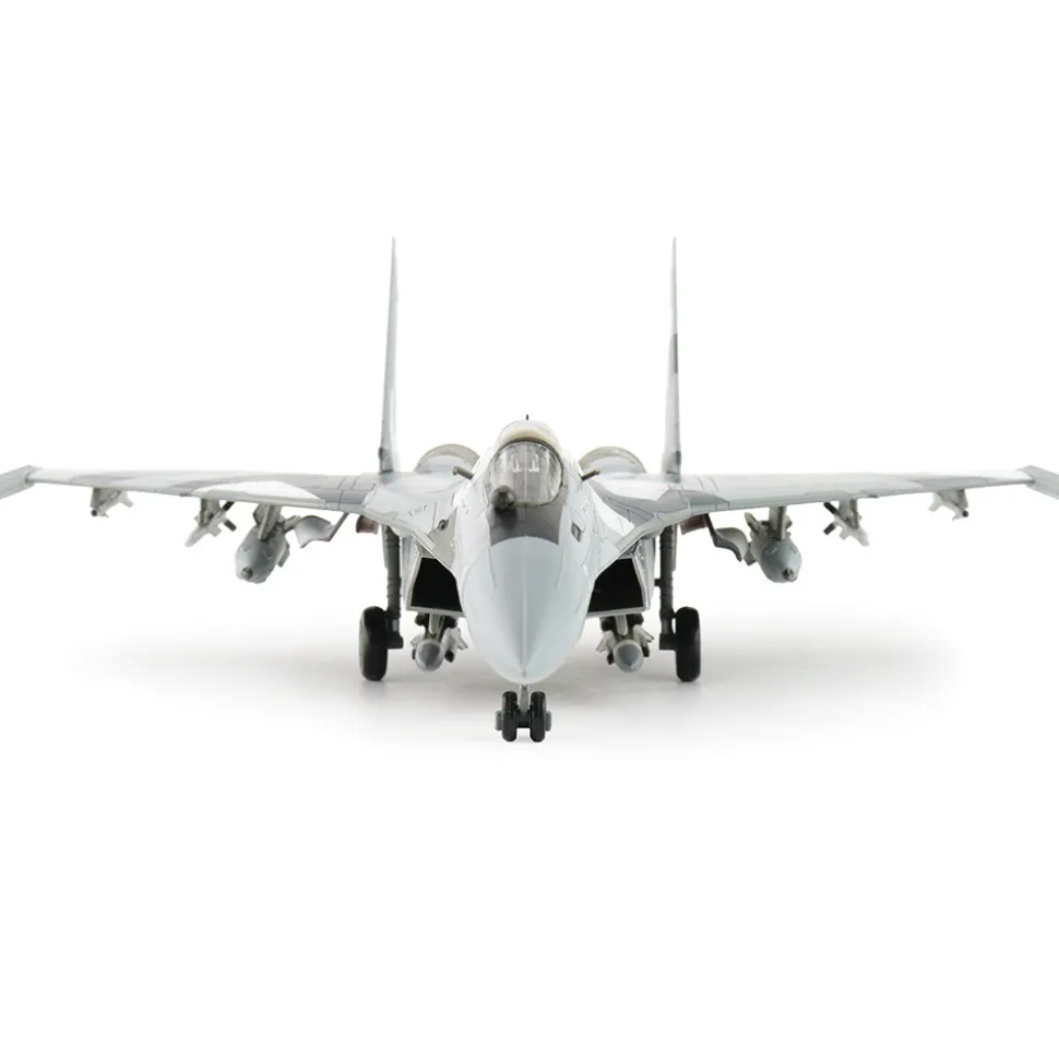 Su-35 Flanke r1/72 Die Cast Model 1:72 scale Metal by Hobby Master