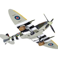 Supermarine Spitfire Mk.IX 1/72 Die Cast Model - AA29101 Cdr. J.E. Johnson 1:72 Scale Die Cast Metal by Corgi