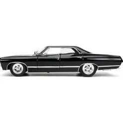 1967 Supernatural Chevy Impala SS w/Dean Winchester Figure 1:24 Scale Diecast Model Car by Jada Toys