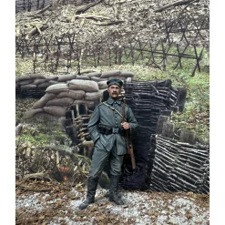 16th Bavarian Reserve Infantry 1/30 Figure - 1915-18 WILLIAM BRITAIN (23121) 1:30 scale Metal by William Britain