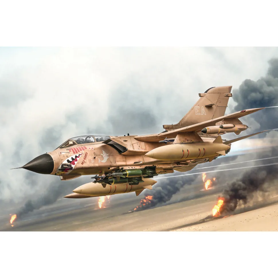 Tornado GR.1 1/32 Kit 1:32 scale Plastic by Italeri