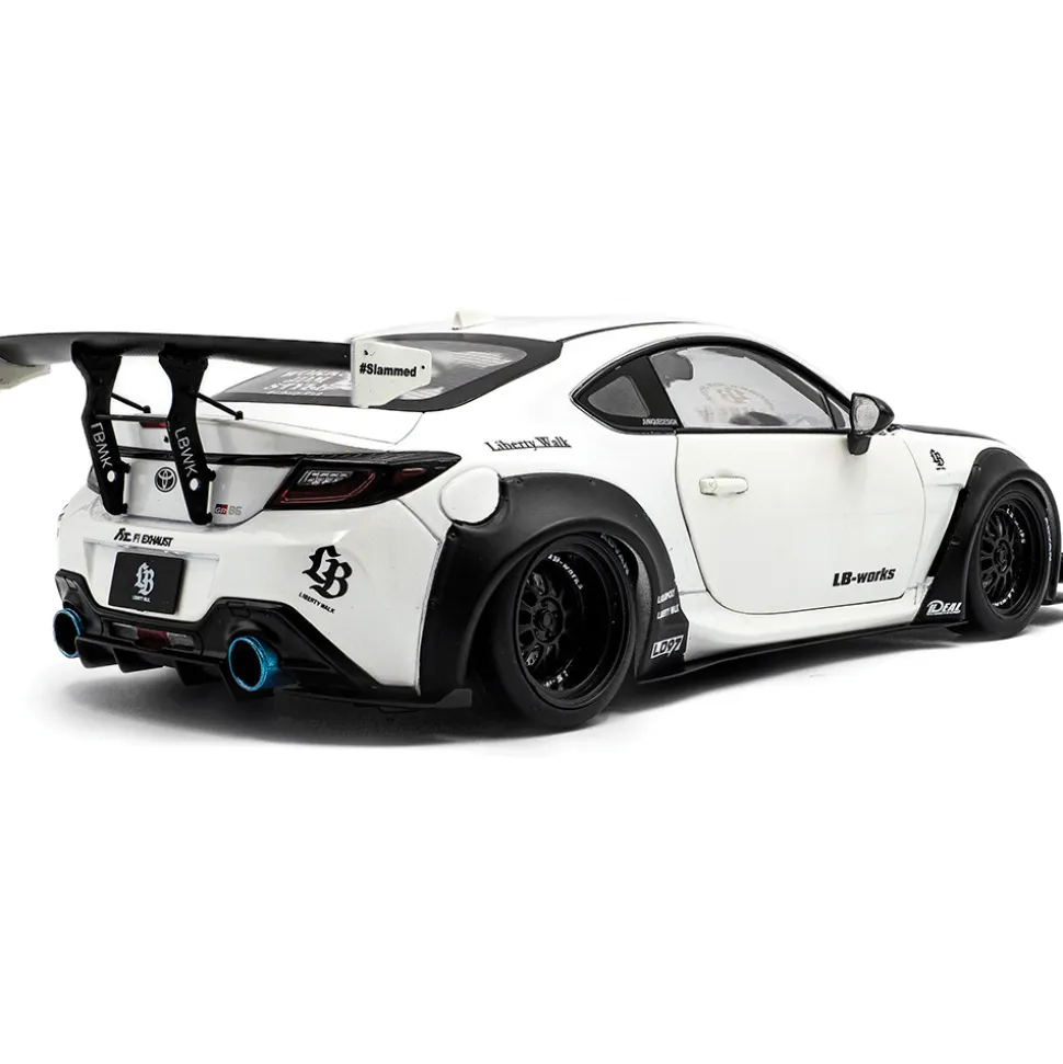 2024 Toyota GR 86 LBWK Body Kit - Pearl White 1:18 Scale Diecast Model Car by Solido