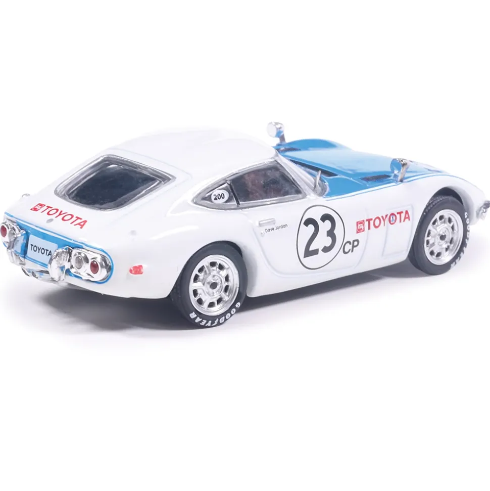 1967 Toyota 2000GT - White MF10-10001 1:64 Scale Diecast Model Car by IXO Models