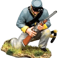 Trooper Cocking Carbine 1/30 Figure 1:30 scale Metal by King and Country