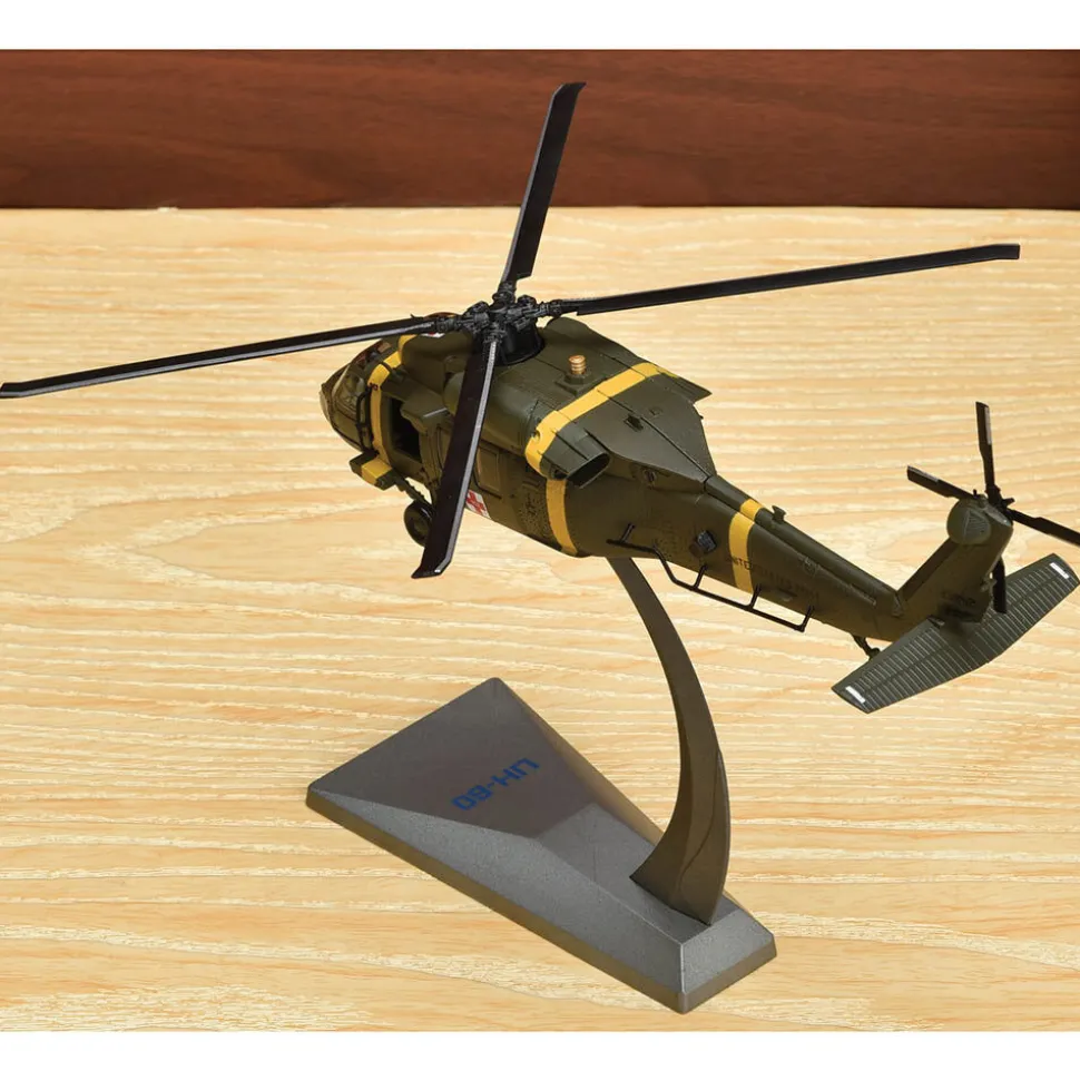 UH-60 BLACKHAWK 1/72 DIE CAST MODEL - AF1-0099B 377TH MEDICAL COMPANY, SOUTH KOREA, APRIL 2007 1:72 Scale by Air Force 1