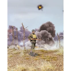 U.S. Marine Advance with Rifle, Belleau Wood 1/30 Figure William Britain (13071) 1:30 scale Metal by William Britain