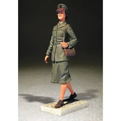 USMC Women's Reserve 1/30 Figure by William Britain