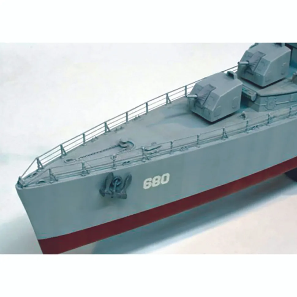 USS Melvin DD-680 "Blue Devil" 1/125 Kit Other Scale by Lindberg