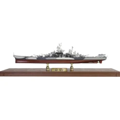 USS Missouri BB-63 1/700 Die Cast Model - Full Hull Display 1:700 scale Metal by Forces of Valor