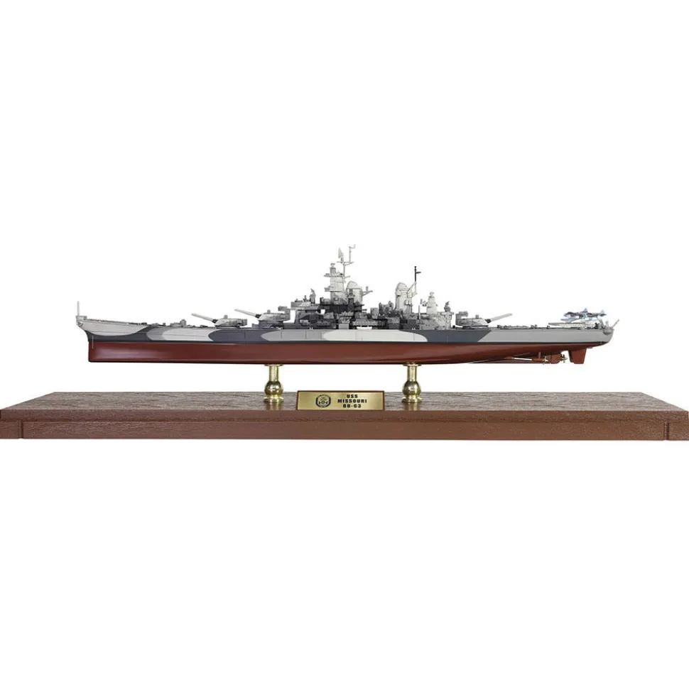 USS Missouri BB-63 1/700 Die Cast Model - Full Hull Display 1:700 scale Metal by Forces of Valor
