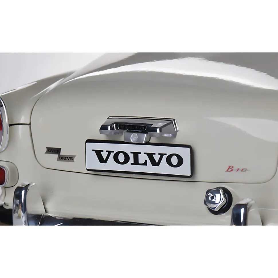 Volvo 122S - Tan 1:8 Scale Diecast Model Car by IXO Models