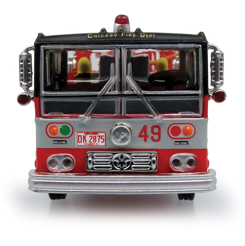 Ward LaFrance Fire Engine: Chicago Fire Department 1:87 Scale Diecast Model Truck by Iconic Replicas