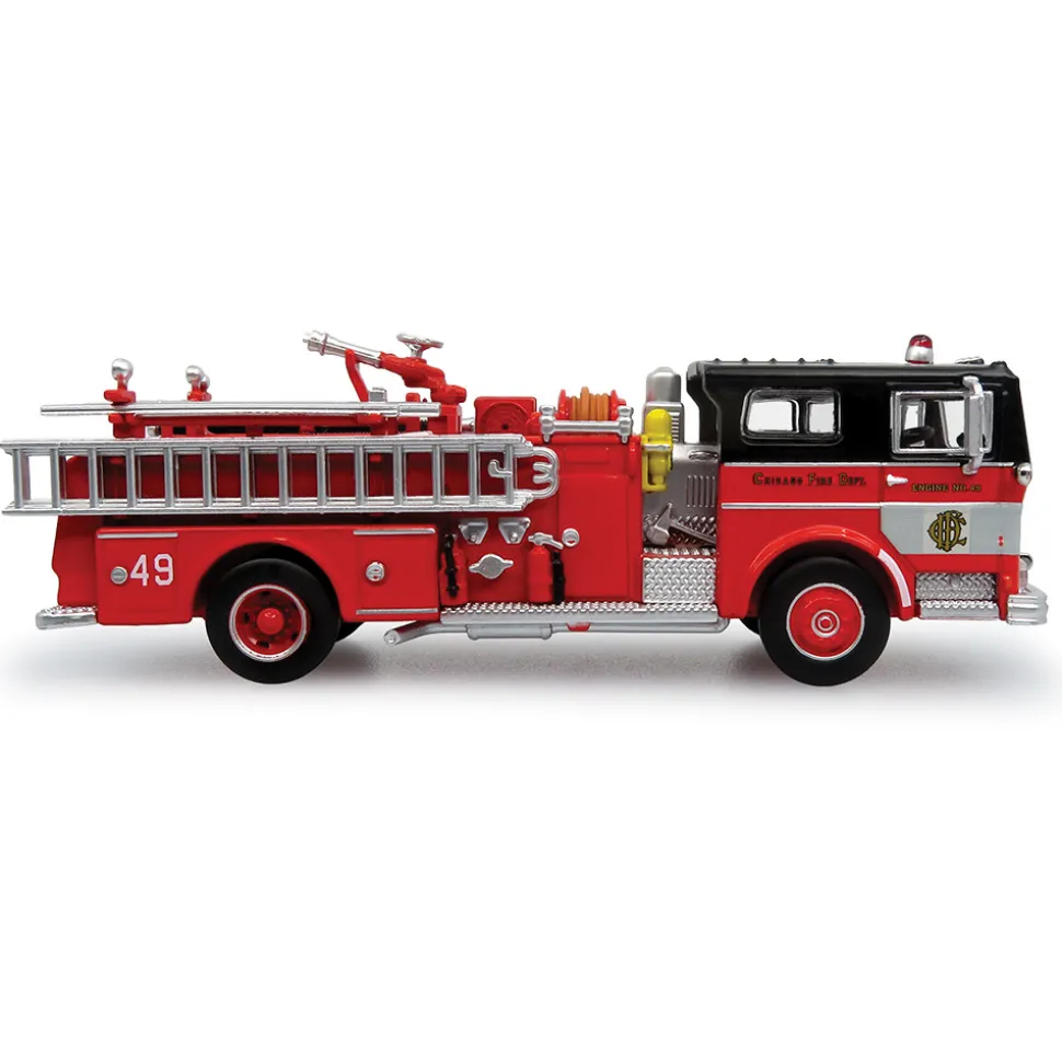 Ward LaFrance Fire Engine: Chicago Fire Department 1:87 Scale Diecast Model Truck by Iconic Replicas
