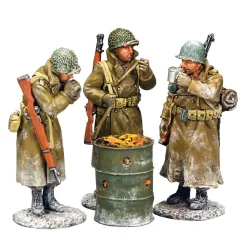 Warming Up 1/30 Figure Set King & Country (BBA108) 1:30 Scale by King and Country