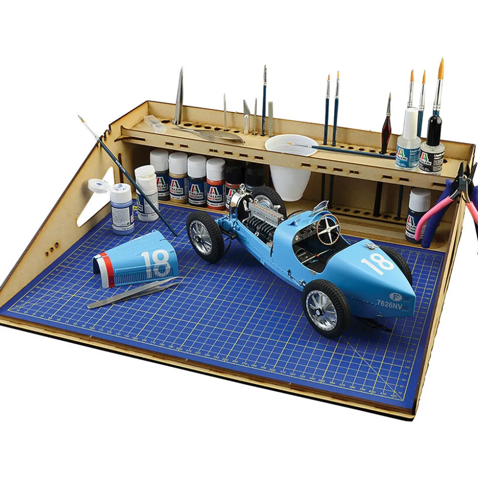 Workstation for modeling Italeri (50833) by Italeri